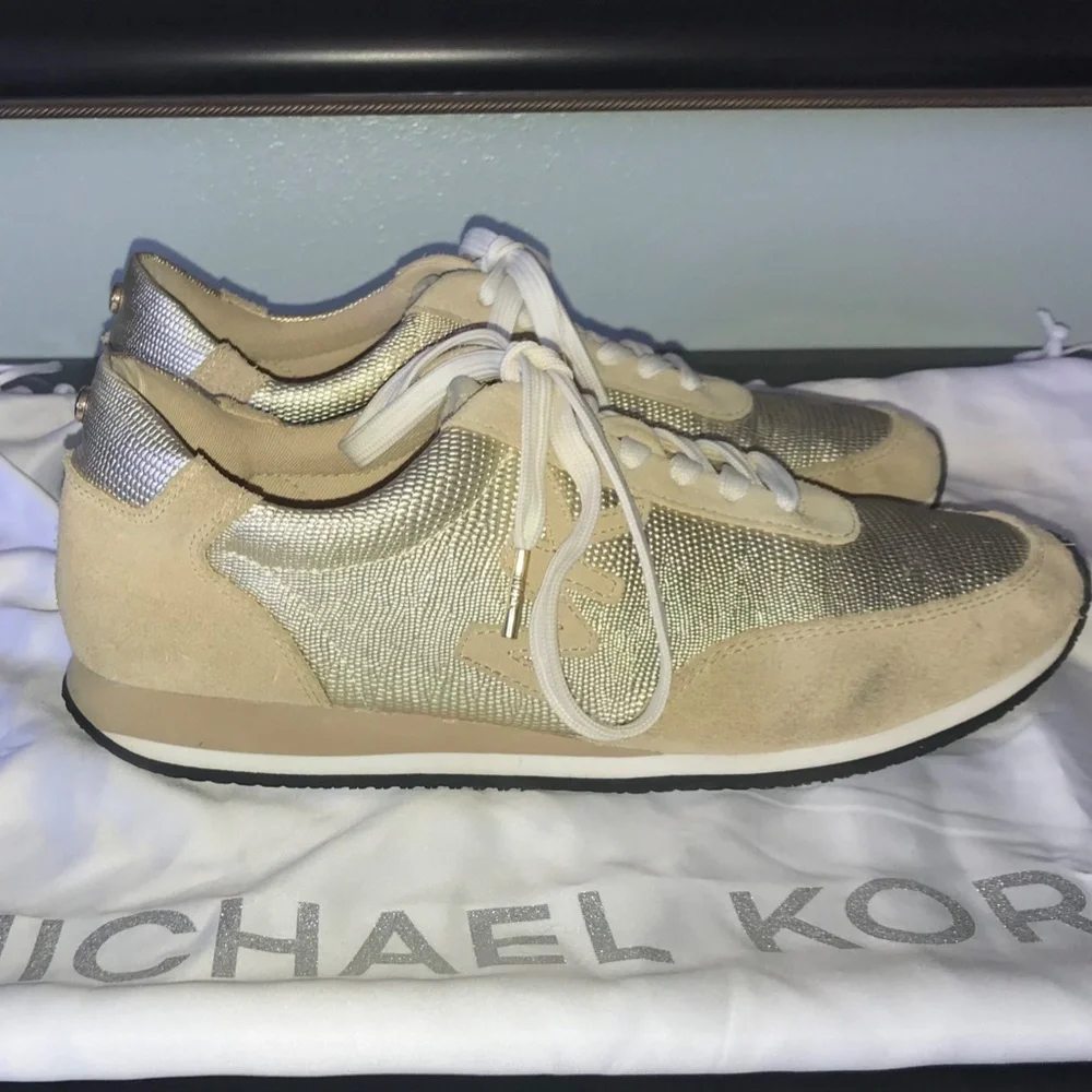 Michael Kors Gold Standard Tennis Shoes / Sneakers Size 8